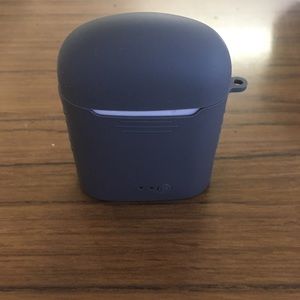 New silicon AirPods case cover